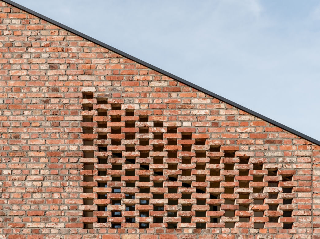 Dom ze starej stodoły projektu Wrzeszcz Architekci