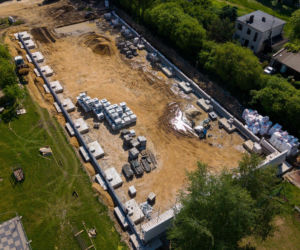 Budowa hali sportowej w Osiecznej