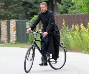 OJCIEC MATEUSZ. Artur Żmijewski 