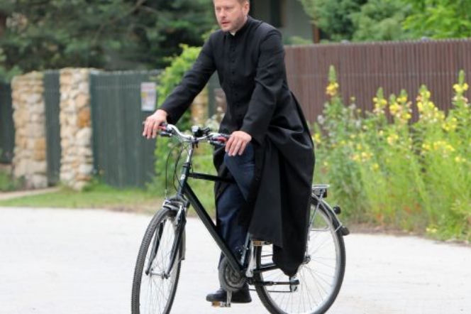 OJCIEC MATEUSZ. Artur Żmijewski 