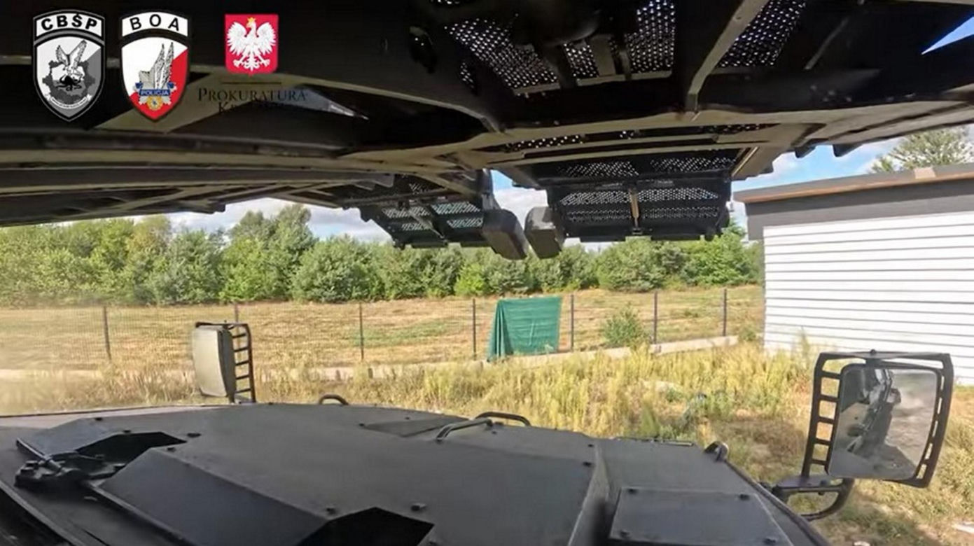 Zlikwidowali fabrykę śmierci pod Pruszkowem. 800 kilogramów środków odurzających warte miliony złotych