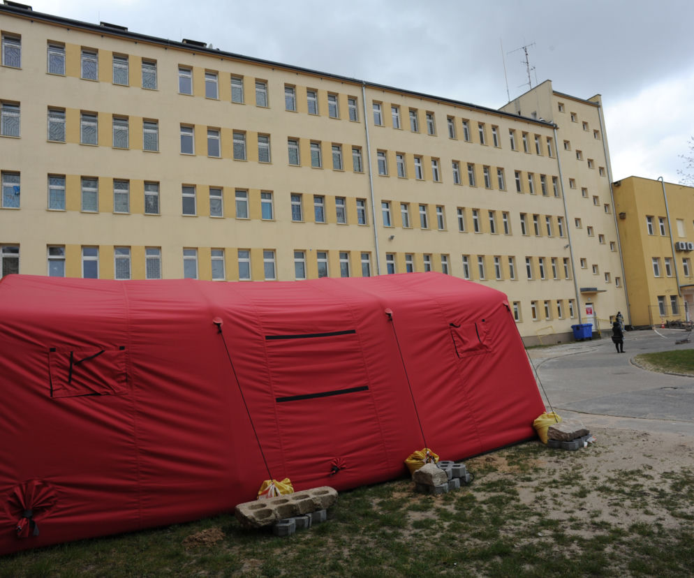 W Koszalinie dziecko zachorowało na COVID-19! Przybyło zakażonych koronawirusem