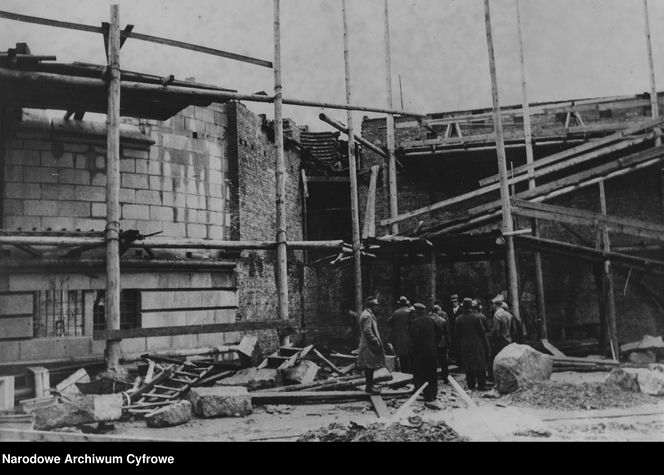 To największa archikatedra w Polsce. Była symbolem buntu wobec władz komunistycznych