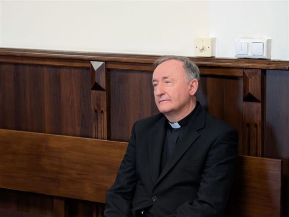 Biskup Andrzej Jeż przed sądem
