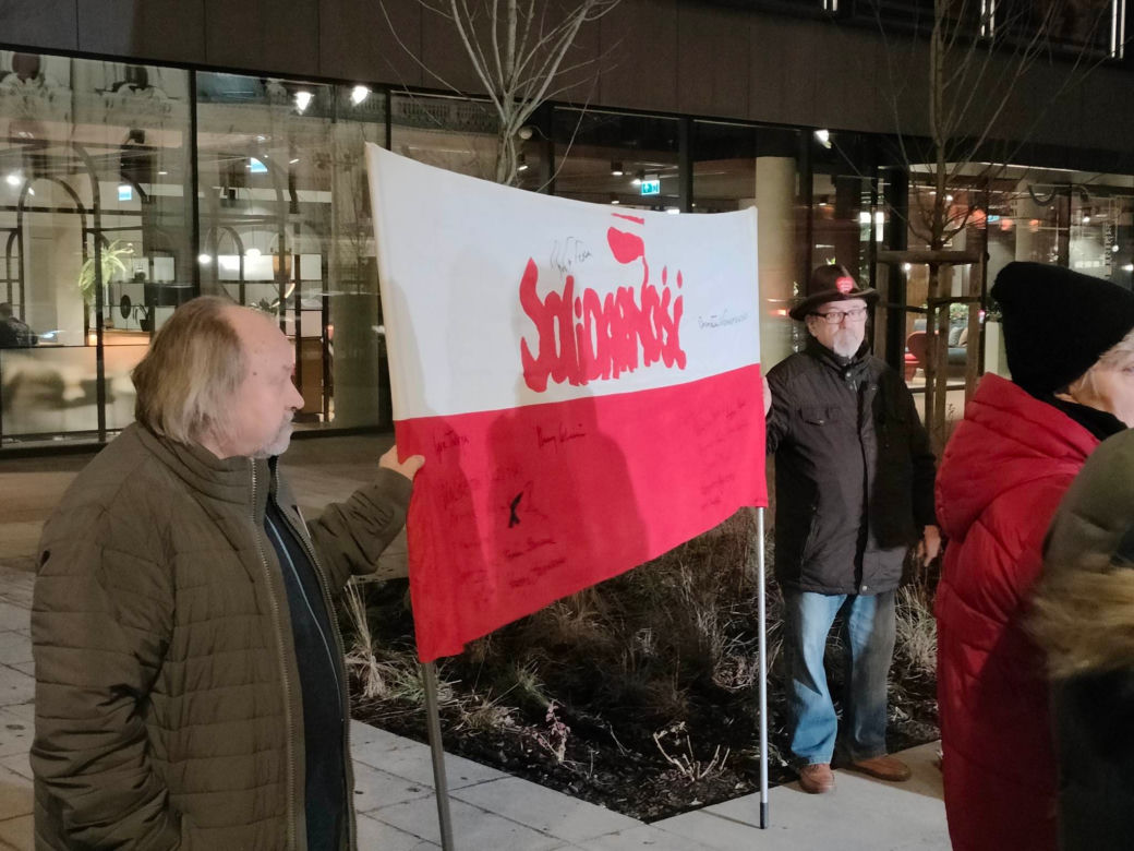 Serce Świateł dla Pawła Adamowicza. Wydarzenie KOD-u przeciw nienawiści