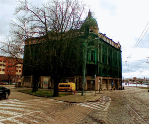 Stara drukarnia u zbiegu ulic Dworcowej i Św. Ducha