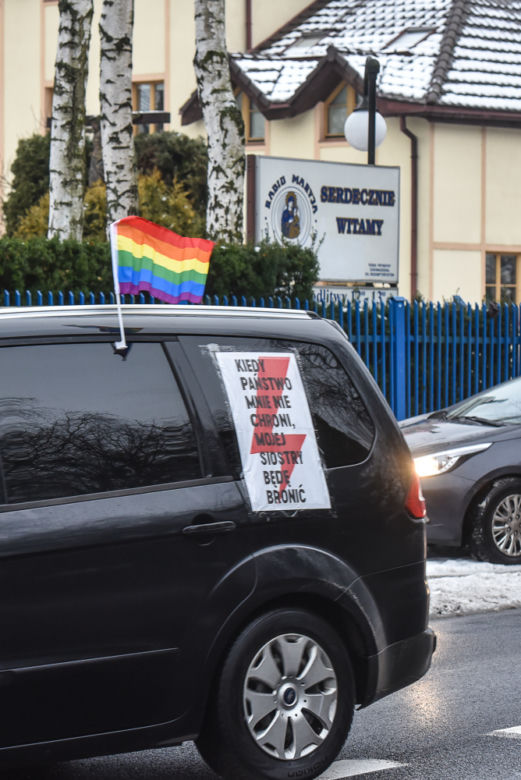 Międzymiastowy protest samochodowy pod Radiem Maryja. Strajkowali w Święto Trzech Króli