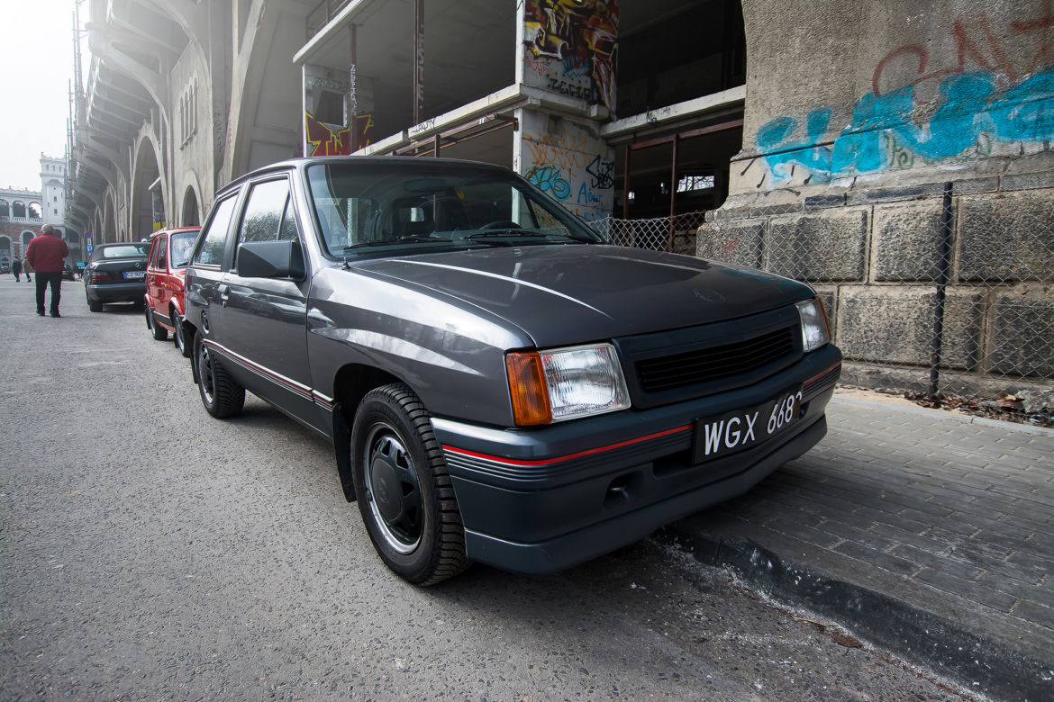 Wietrzenie garaży - wiosenne spotkanie Youngtimer Warsaw