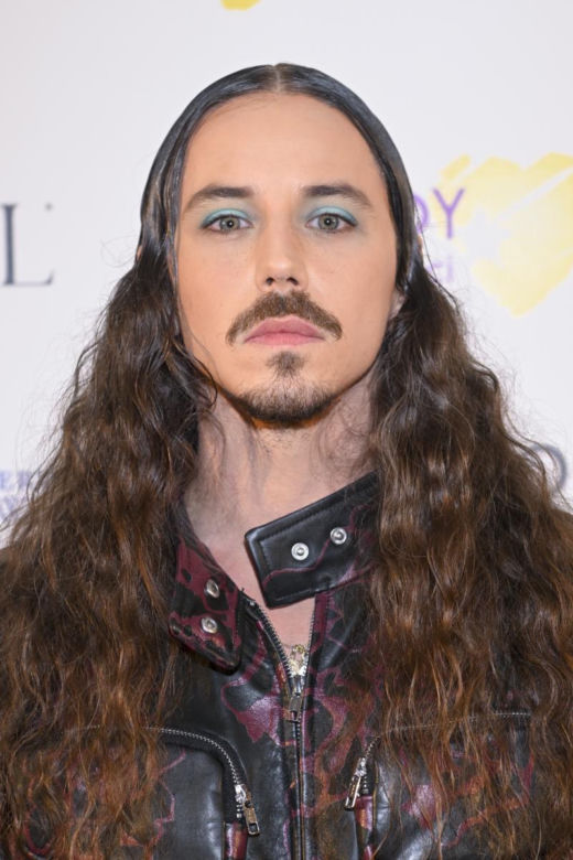 Michał Szpak w nowym teledysku. Niespełniona miłość i negliż