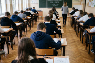 Jaka lektura była na egzaminie ósmoklasisty 2026? Mamy oficjalne informacje!
