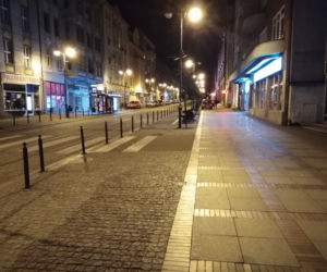 Po mieście przechadzają się jednostki