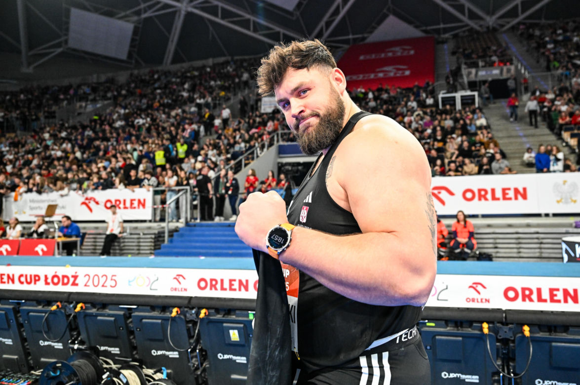 Konrad Bukowiecki waży 150 kg!