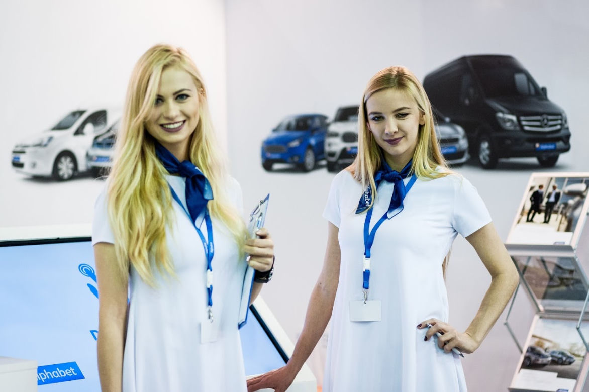 Hostessy na targach Fleet Market 2017