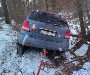 Kia w rowie! 49-latka z Karkonoszy z promilami i surowy wyrok