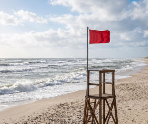 Sinice Łeba. Czy w Łebie można się kąpać 22.07? Flaga, warunki pogodowe