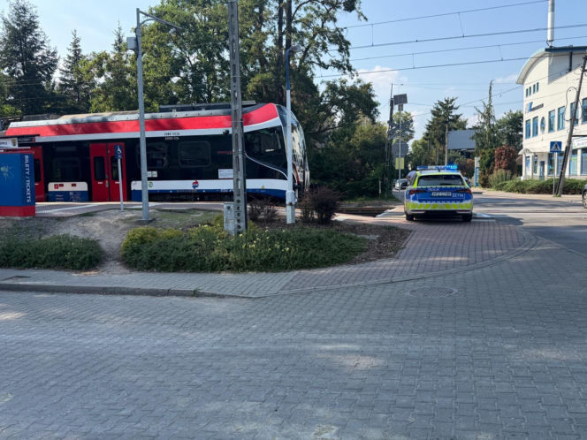 Dramat w pociągu WKD jadącym do Warszawy. Nie żyje pasażer