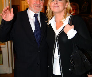 Magda Gessler w prostych włosach?! Ta zdjęcia sławnej restauratorki rozgrzewają internet