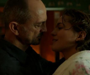 Lekarze 4 sezon. Leon Jasiński (Jacek Koman), Basia (Aleksandra Hamkało)