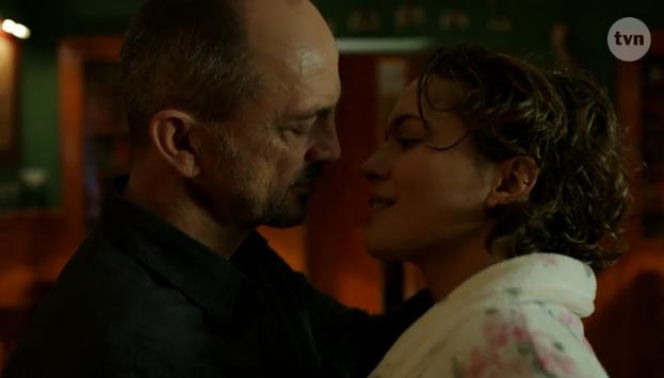 Lekarze 4 sezon. Leon Jasiński (Jacek Koman), Basia (Aleksandra Hamkało)