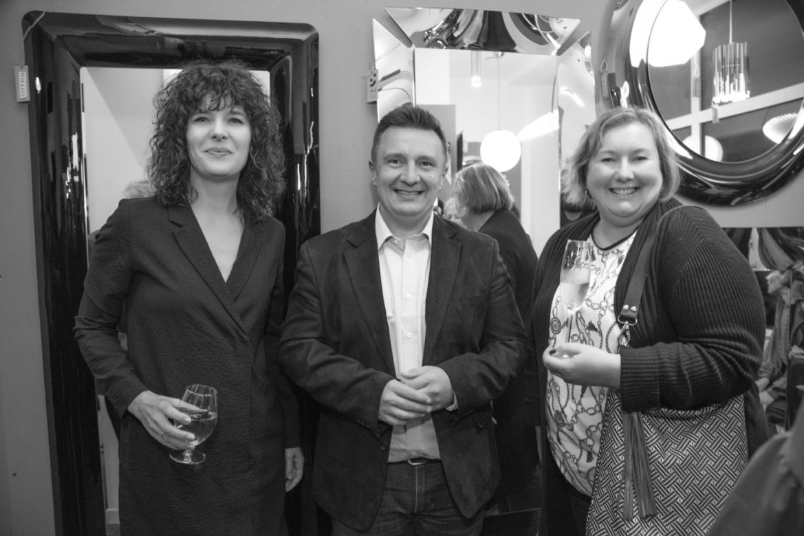 J&J glass & design w CHŁODNA 11 CONCEPT. Włoskie lustra w centrum Warszawy