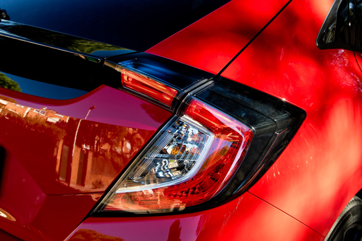 Honda Civic X 1.0 T i-VTEC 129 KM