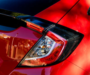 Honda Civic X 1.0 T i-VTEC 129 KM