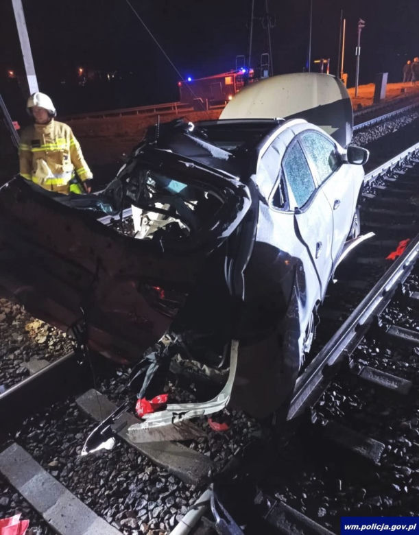 Rudzienice: 61-latce grożą zarzuty za wjechanie na torowisko