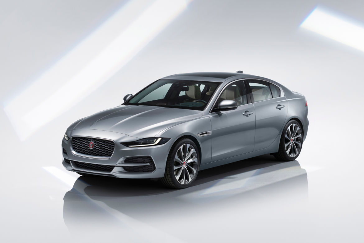 Jaguar XE po liftingu (20MY)