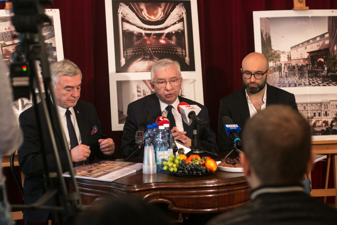 Teatr im. Stefana Żeromskiego w Kielcach pod parolem ministerstwa 