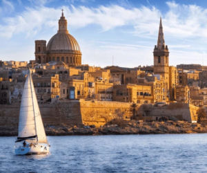Valletta to najbardziej słoneczna stolica Europy od lat. Przyciąga Polaków nie tylko pogodą