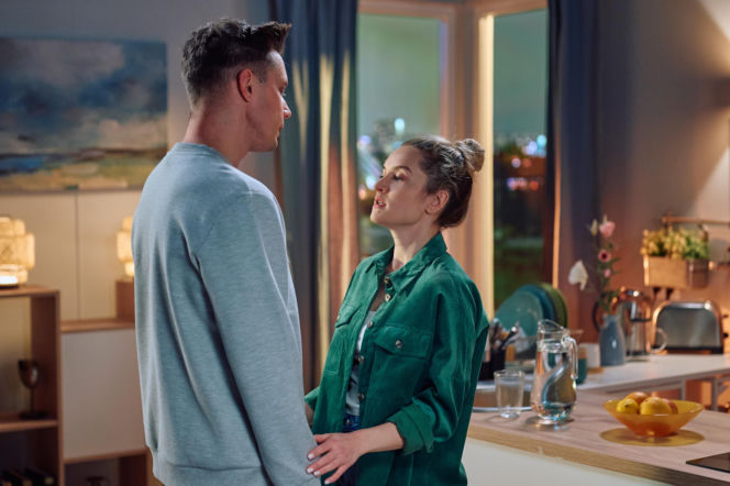 "Na Wspólnej", odcinek 4179: Kalina wrabia Darka w kradzież dużej sumy pieniędzy. Ostatecznie pogrąży Żbika? Tomasz Urbanek