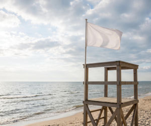 Sinice Mrzeżyno. Czy w Mrzeżynie można się kąpać 14.07? Flaga, warunki pogodowe