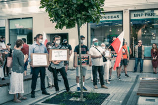 Opole podzielone. Solidarni z Margot po jednej stronie, po drugiej przeciwni [ZDJĘCIA]