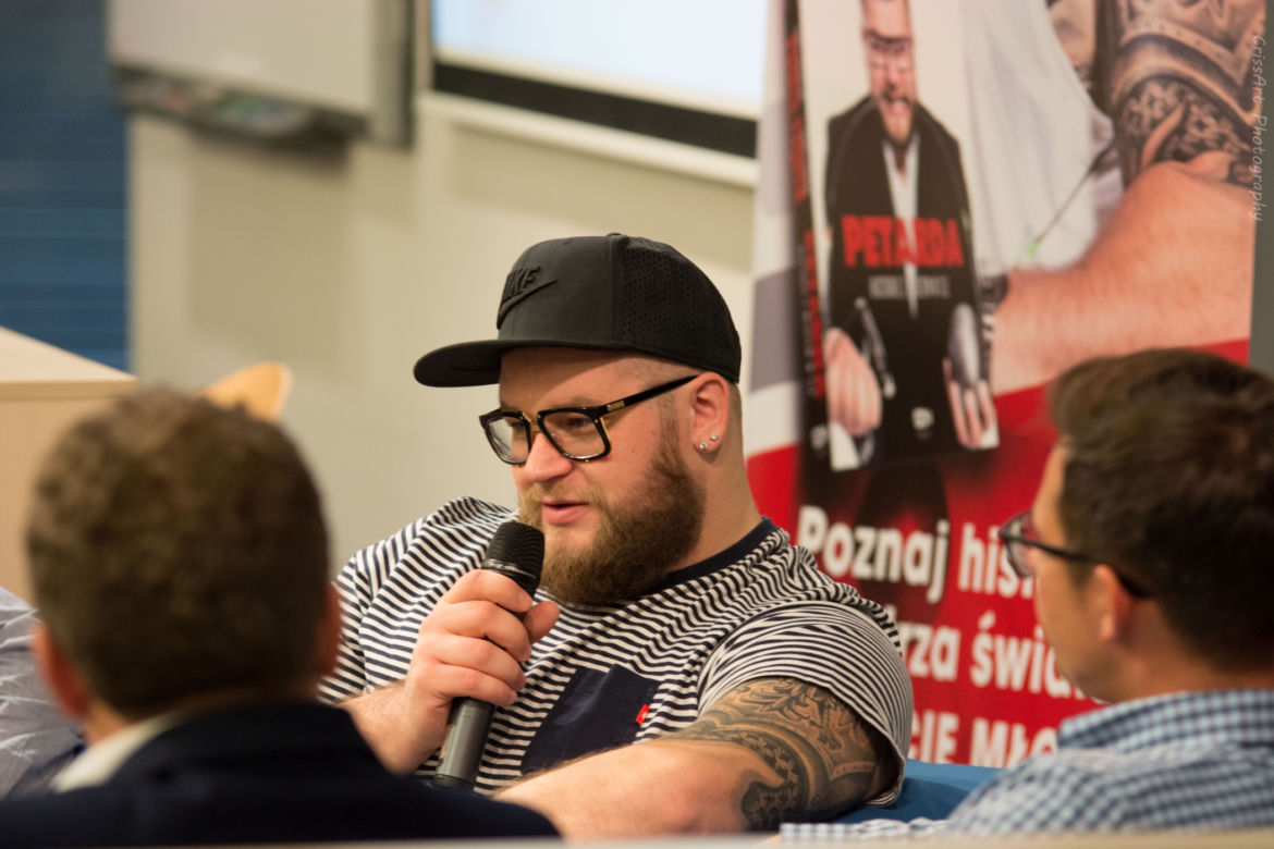 Mistrz świata napisał biografię. Paweł Fajdek przedstawia „Petardę”