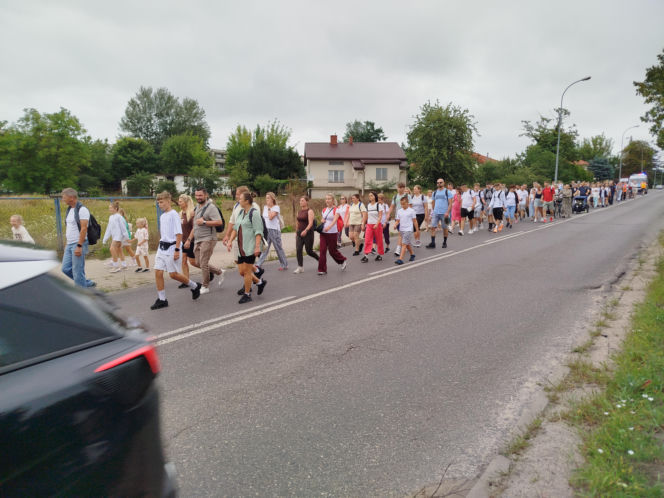 Siedleccy pielgrzymi są już w drodze na Jasną Górę. 46. pielgrzymka piesza z Siedlec do Częstochowy wyruszyła 2 sierpnia