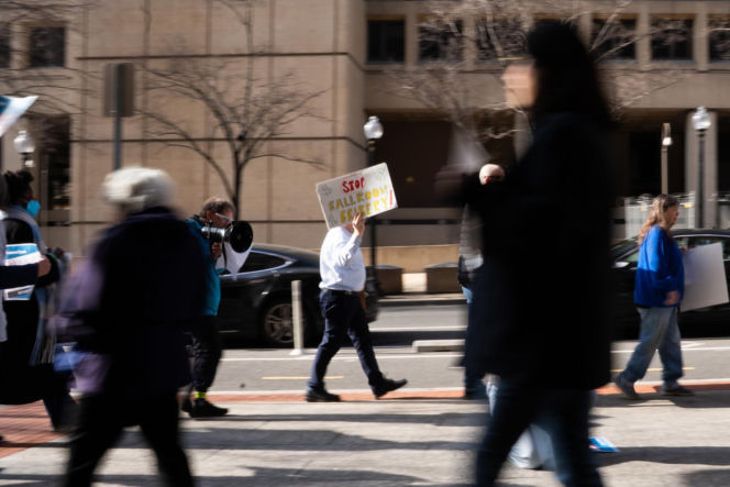 Nie będzie wielkiej sali balowej Trumpa?! Sąd blokuje budowę