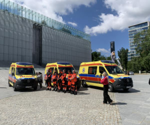 Nowe pojazdy dla ratowników. Trzy nowe ambulanse pojawią się w województwie lubelskim