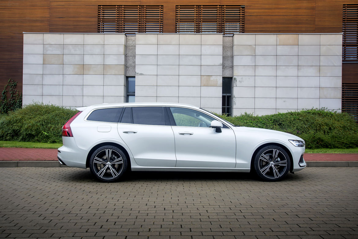 Volvo V60 D4 8AT Inscription