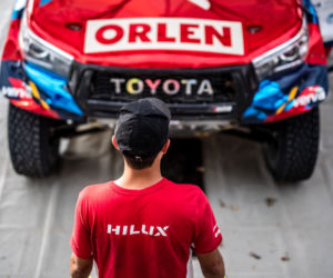 Kuba Przygoński i Toyota Hilux 