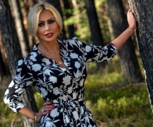 Nie uwierzycie, jak kiedyś wyglądała autorka hitu Dałabym Ci dała. Przecieramy oczy ze zdumienia! Teresa Werner się nie starzeje