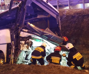 Autostrada A4. Dramatyczna relacja ratowników medycznych z miejsca wypadku autokaru