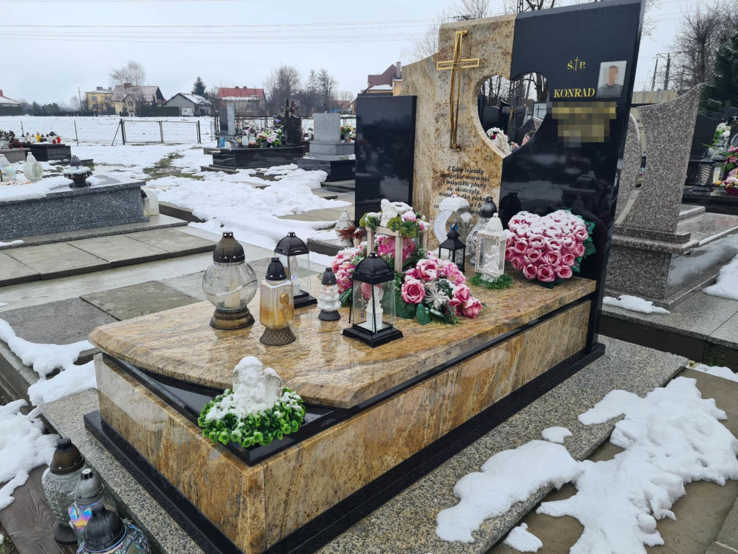 Groby Wiktorii i Konrada z powiatu przeworskiego [GALERIA]