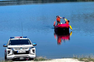 Dramat na żwirowni w Lubelskiem! 47-latek utonął, szukają 30-latka