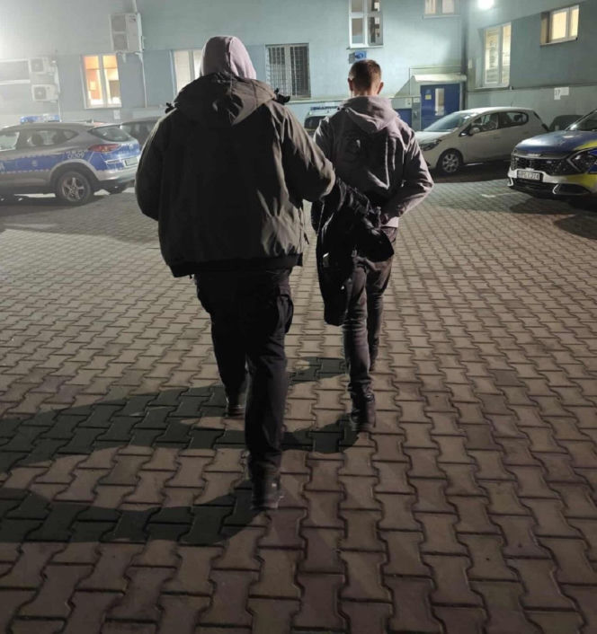 18-latek wywołał alarm w kościele. Policjanci szukali bomby nawet pod ołtarzem