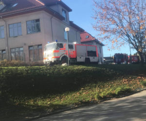 Pożar w szkole podstawowej w Zielonkach.Trwa ewakuacja [ZDJĘCIA]