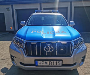 Nowy radiowóz. Toyota Land Cruiser w KMP w Łomży [ZDJĘCIA]