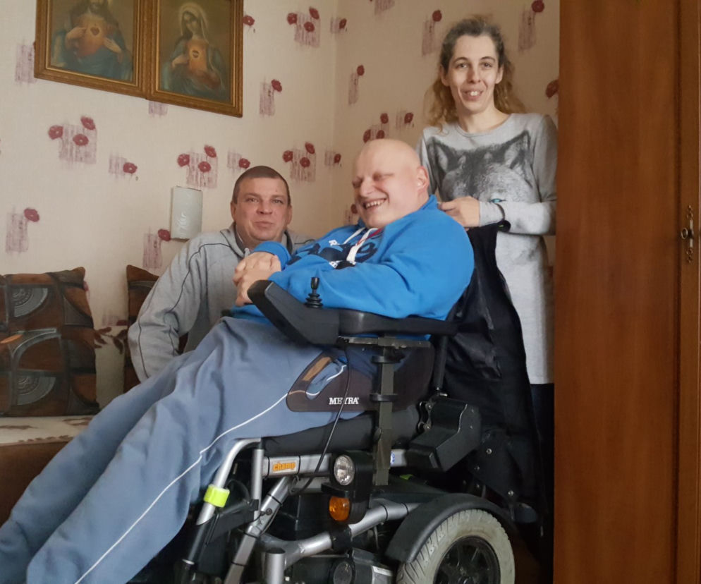 Trwa zbiórka pieniędzy na nowy wózek dla pana Pawła.