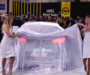 Piękne hostessy na targach Fleet Market 2017