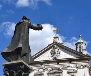 Plac św. Marii Magdaleny i pomnik Piotra Skargi w Krakowie