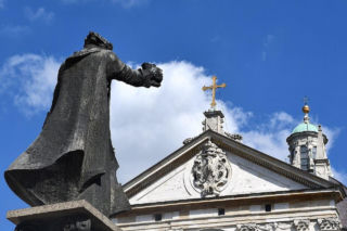 Plac św. Marii Magdaleny i pomnik Piotra Skargi w Krakowie